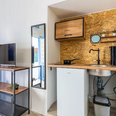 Zulu In W/ Terrace Διαμέρισμα *