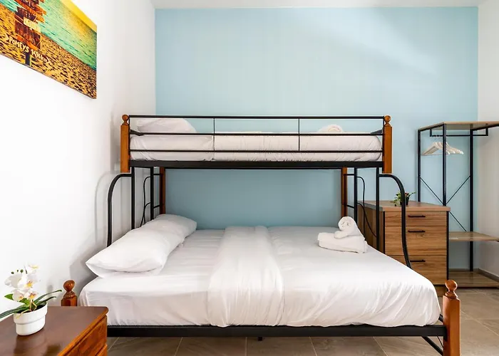 Zulu In W/ Terrace Larnaca