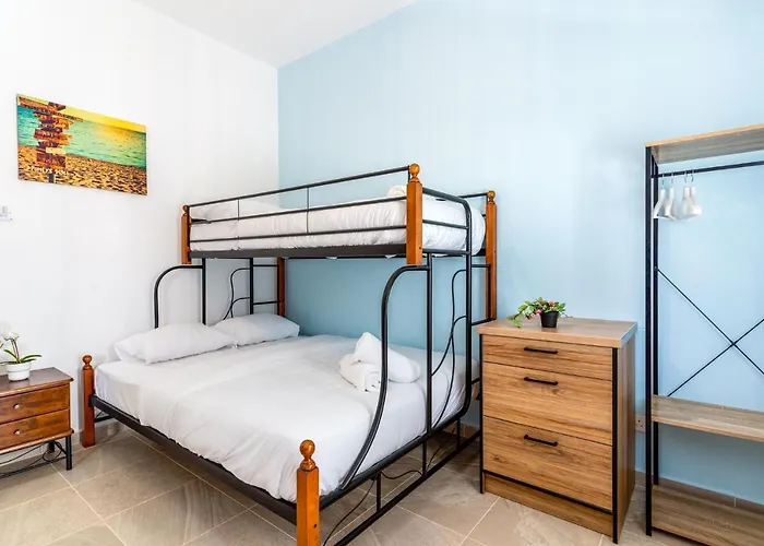 Zulu In W/ Terrace * Ларнака