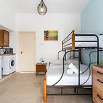 Zulu In W/ Terrace Apartament *